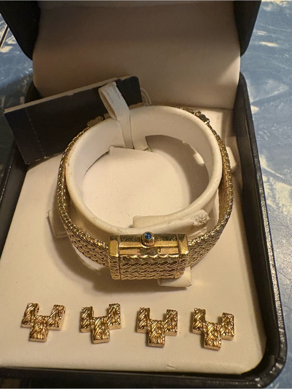 Vintage Anne Klein Gold Tone Mesh Watch with Blue Accent ORIGINAL BOX AND TAGS